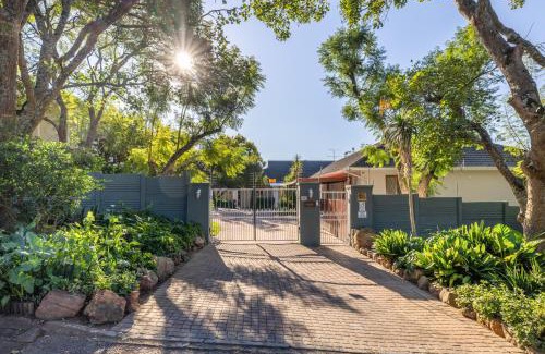 Grahamstown Apartment | Discover 1-on-Ross: Family-Friendly Stay with Pool Access