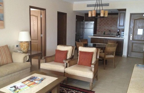 El Marasal Resort | Explore Villa Del Palmar: Family-Friendly Paradise Awaits