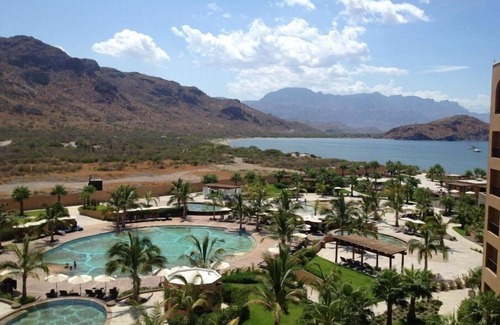 El Marasal Resort | Explore Villa Del Palmar: Family-Friendly Paradise Awaits