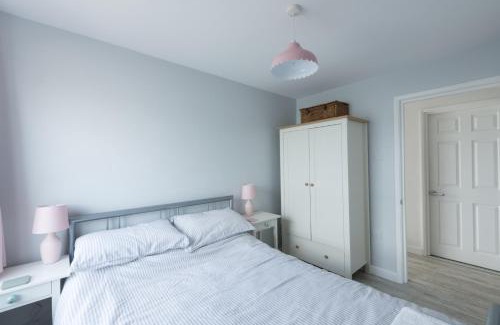 Swanage Apartment | Oceanfront 4-Star Stay at 1 Quayside Court - Rated 9.2