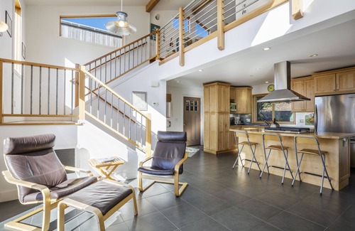 Stinson Beach House | Top-Rated Stinson Beach Retreat with Oceanfront Amenities