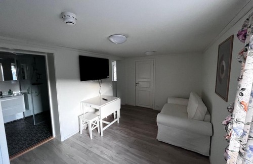 Vagsoy Apartment | Perfect 1-Room Apartment - Guest Rated 10/10 & Pet Friendly