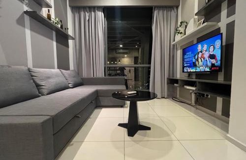 Bukit Bintang Apartment | Pet-Friendly 4-Star Hotel at The Robertson KLCC
