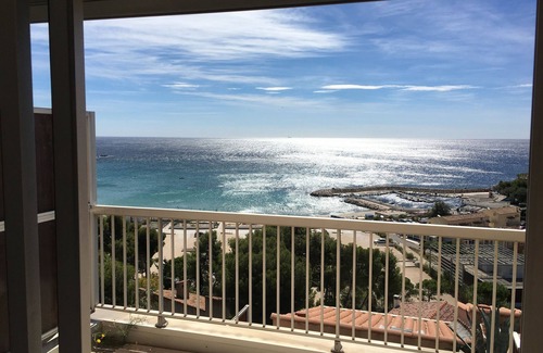 Carry-le-Rouet Apartment | Cozy Apartment with Panoramic Sea View in Carry-le-Rouet