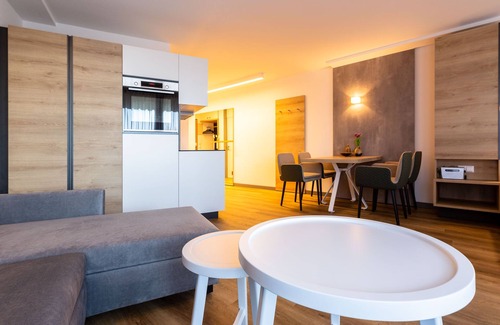 Immenstaad am Bodensee Apartment | Exceptional 1-Room Apartment with Family-Friendly Amenities