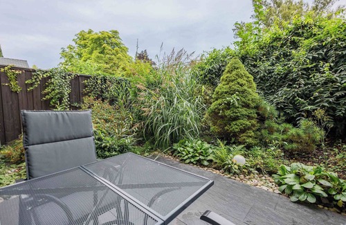 Immenstaad am Bodensee Apartment | Top-Rated 1-Room Apartment with Kitchen & Accessibility