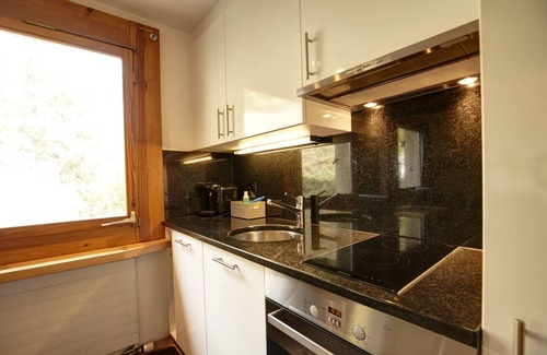 Silvaplana Apartment | Scenic Lake View Flat with Pool and Spa Amenities