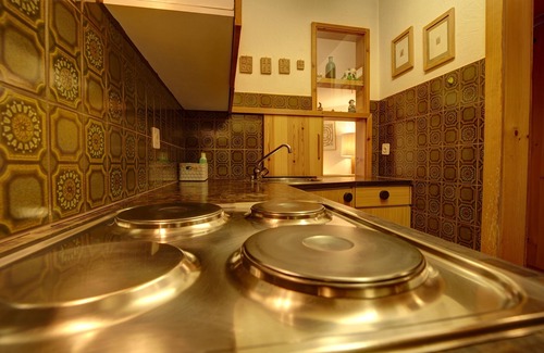 Silvaplana Apartment | Scenic Lake View Flat - Guest Rated 9.8 with Spa Access