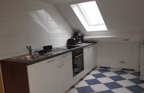 Neu-Daxlanden Bed & Breakfast | Cozy Apartment in Karlsruhe/Daxlanden with Breakfast Included