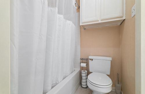 Far North Dallas House | Cozy Room with Bed, Pool Access & Pet-Friendly Stay