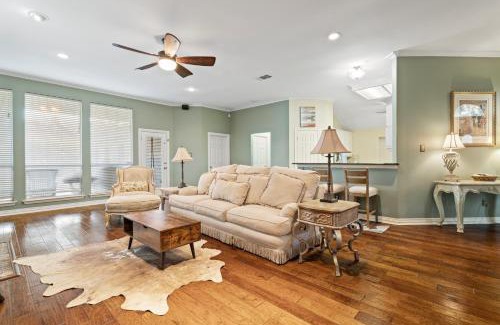 Far North Dallas House | Cozy Room with Bed, Pool Access & Pet-Friendly Stay