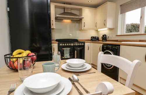 Newton Reigny House | Pet-Friendly Springfort Cottages with Cozy Open Fire