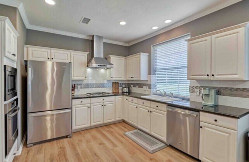 Alden Bridge House | Woodlands Grand: Cozy 3BR House with Ocean View & More