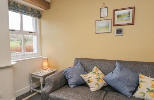 Crook House | Enjoy a Relaxing Stay at 1 Sunny Point Cottages