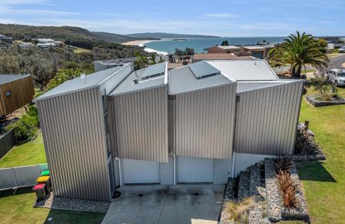 Tura Beach House | Inviting 1 The Point - Award-Winning Pet-Friendly Retreat