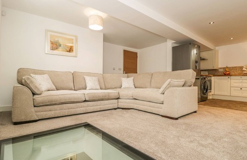Barnard Castle Cottage | Pet Friendly Getaway at 1 THE RIVERSIDE in Barnard Castle