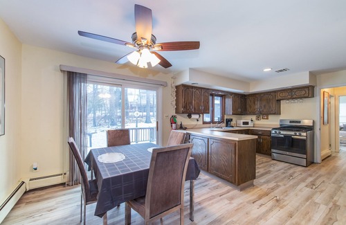 Morris Plains House | Heart of Historic Morris County: Pet-Friendly Retreat