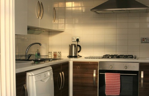 Stanley House | Pet-Friendly Haven at 1 Twizell Lane - Rated 9/10 by Guests