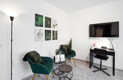 Rheinhausen Apartment | Modern 1-Bed Apartment with Parking Near Messe DUS