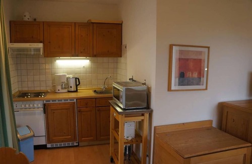 Schlatzendorf Apartment | Cozy 1-Bedroom Apartment with Pool, Spa & Kitchen Access