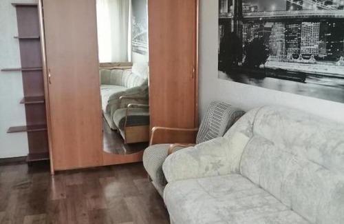 Nefteyugansk Apartment | Budget-Friendly Stay at 10 микрорайон - Rated 9/10