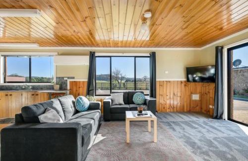St Helens Apartment | 10-72 at Kellraine - Fully self contained