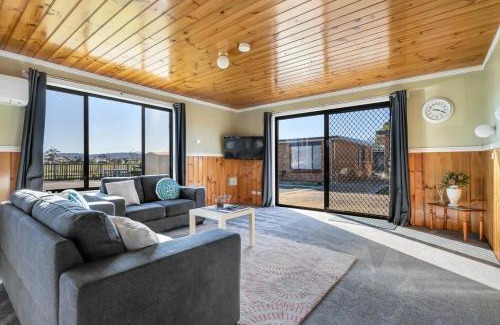 St Helens Apartment | 10-72 at Kellraine - Fully self contained