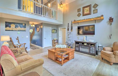 Mountain Home House | Inviting Mountain Retreat with Fire Pit & Spa Amenities