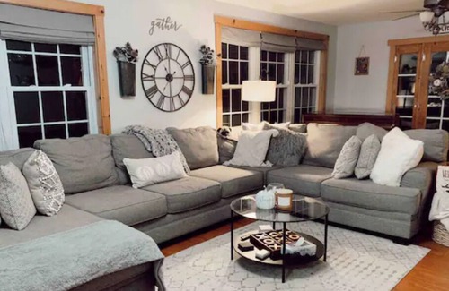 Wolcott House | 10 Acres w FirePit, HotTub, Near Stowe/Lake Elmore