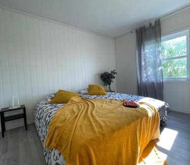 Trogstad House | Charming SAMM Guest House: Pet-Friendly Getaway Near Oslo