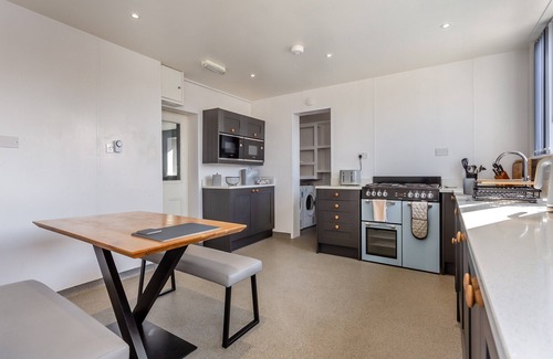 Cullen Cottage | 10 bedroom accommodation in Cullen, near Buckie