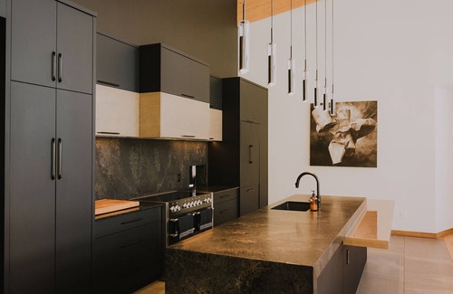 Whistler House | 10-Bedroom Luxury Estate with Private Spa, Chef, Chauffeur & Service Team
