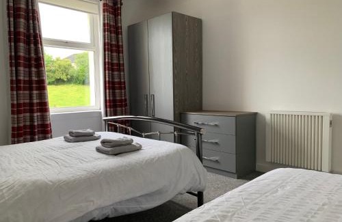 Mauchline Apartment | Inviting 10 Burns Street, Tarbolton - Ideal for Families & Pets