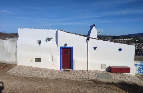 Estremoz House | Oceanfront Comfort at 10 da Muralha - Rated 8.8/10