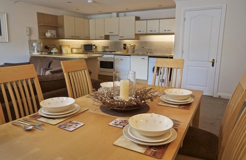 Dartmouth Cottage | 10 DARTMOUTH HOUSE, family friendly in Dartmouth
