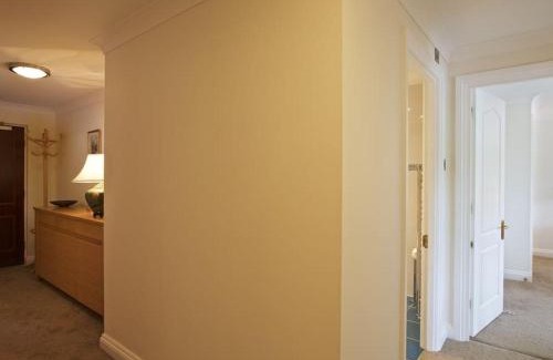 Dartmouth Apartment | 10 Dartmouth House