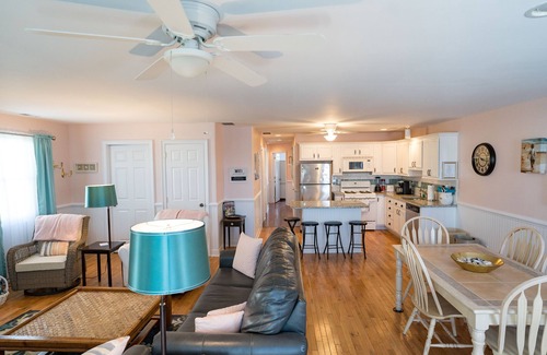 Wildwood Condo | Oceanfront Retreat with Deck Views Near Exciting Attractions