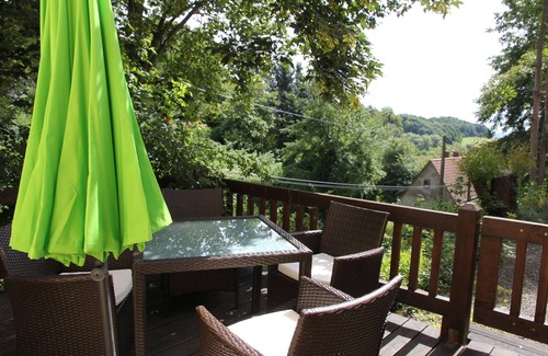Maxen Apartment | Modern Farm Apartment with Pool & Horses Near Dresden
