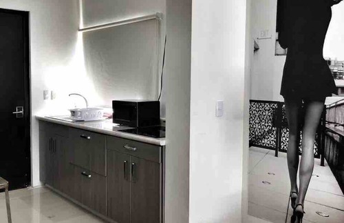Torreon Apartment | Spacious Suite for Four with Kitchen & Breakfast Included