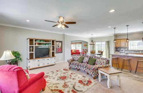 Aztec House | 10 Mi to Aztec Ruins Family Home with Large Yard!