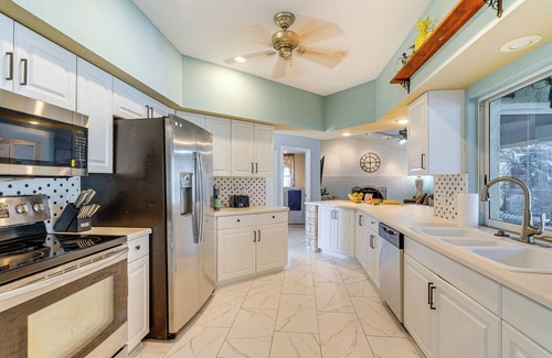 Deep Creek House | 10 Mi to Beach: Pet-Friendly Home in Punta Gorda!