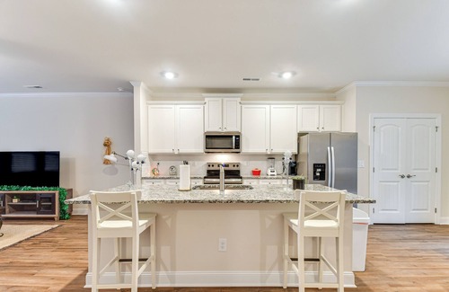 Northeast Raleigh House | 10 Mi to Downtown: Raleigh Family Retreat