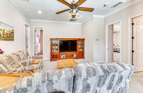 Alessandro Heights Apartment | Riverside Oasis: Ideal Retreat for Groups Near Downtown