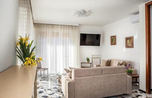 Sestri Levante Apartment | 10 min dal Mare - New York Style - Apartment