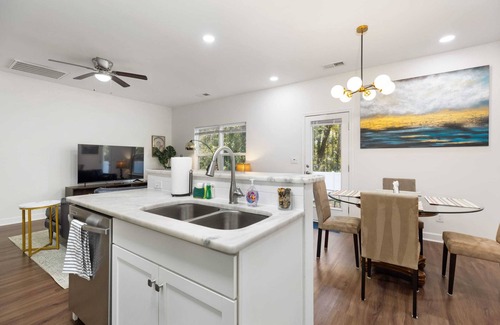 Charlotte House | Convenient Getaway: 10 Min From Uptown & Airport!