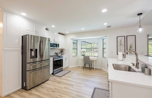 Clearwater House | Family-Friendly Retreat: 10 Min to Clearwater Beach