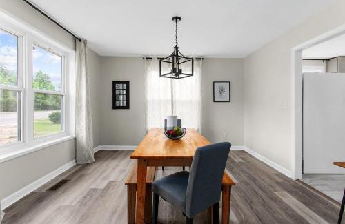 Birmingham House | Modern Retreat Near Downtown - Pet Friendly & Stylish Stay