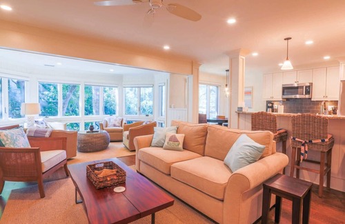 Kiawah Island Condo | Beautiful Villa with Ocean Views Just Steps from the Beach