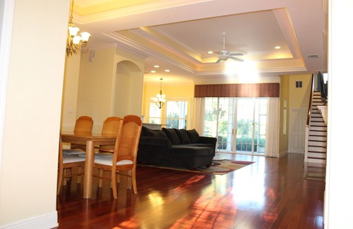 Rivendell House | Convenient Getaway Near Nokomis Beach with Great Amenities
