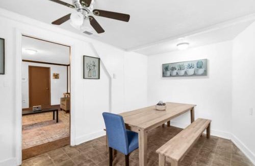 Birmingham House | Convenient Stay Near Downtown Birmingham - Pet Friendly